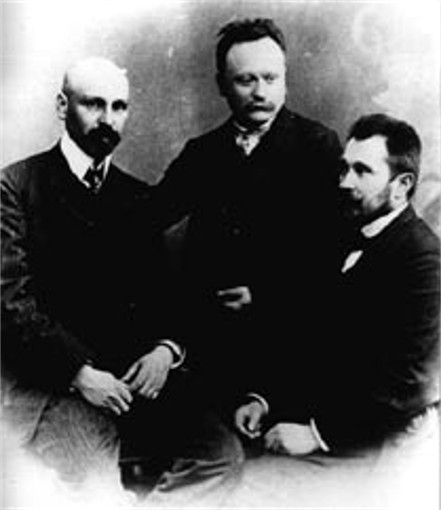 Image - Mykhailo Kotsiubynsky, Ivan Franko, and Volodymyr Hnatiuk (early 1900s).